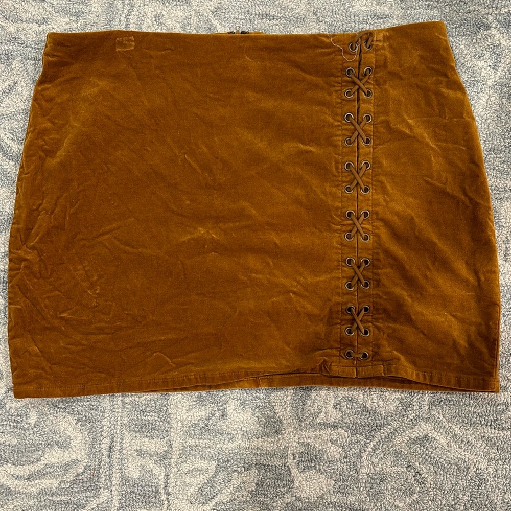 Light brown, velvet skirt